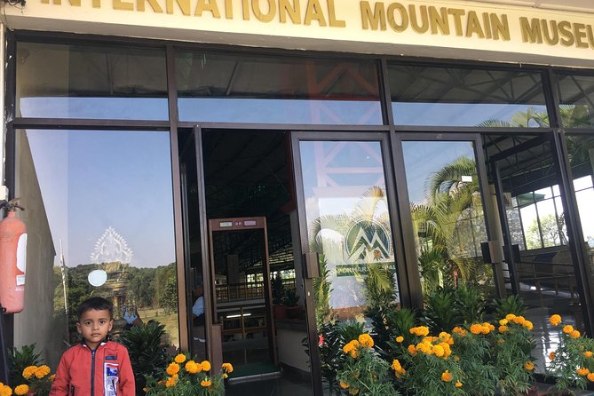 2.5 Hours Visit to Mountain Museum by Private Car