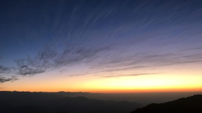Darjeeling: Private Tiger Hill Sunrise Trip