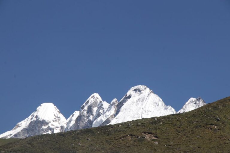 Kathmandu: 8 Day Langtang Valley Trek (Inclusive Package)