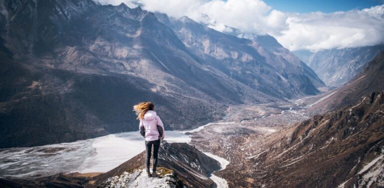 Kathmandu: Langtang Valley 11-Day Trek With Lodging & Meals