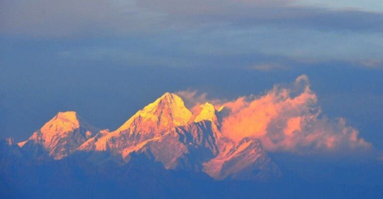 Kathmandu: Nagarkot Sunrise & Day Hike To ChanguNarayan Tour