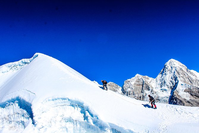 Lobuche East Peak Climb With Everest Base Camp Trek