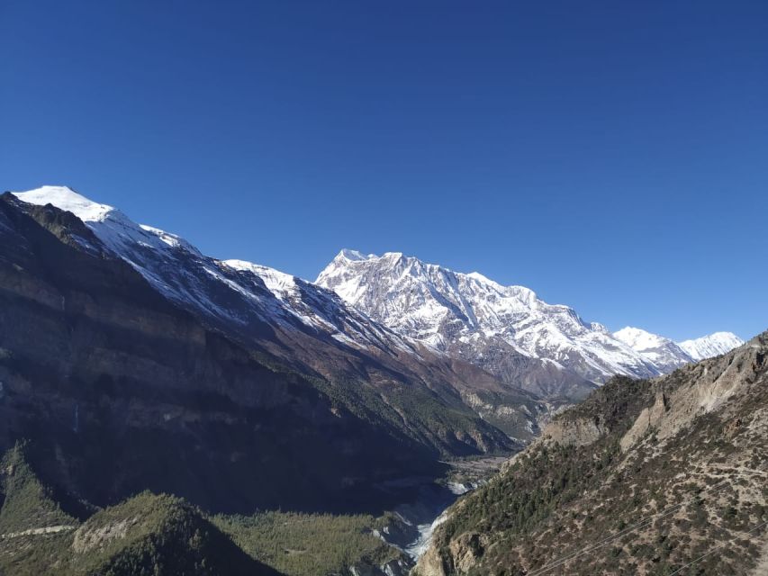 From Pokhara: Short Annapurna Circuit Trek - 9 Days - Live Tour Guide