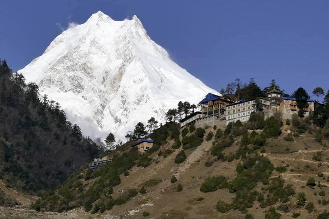 Manaslu Circuit Trekking - 17 Days - Accommodation Details