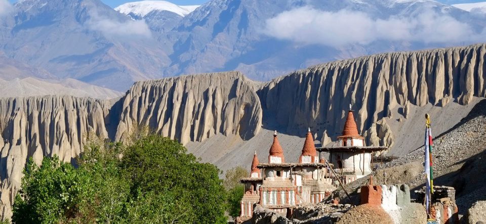 16 Days Upper Mustang Trek From Kathmandu - Trekking Itinerary Overview