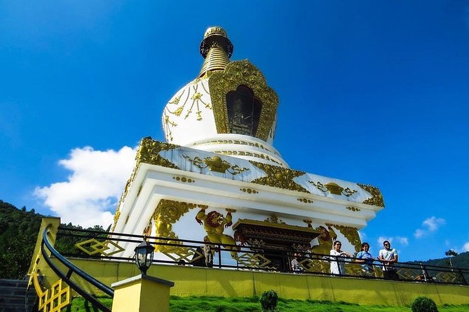 Jamchen Vijaya Stupa With Short Hike and Budanilkantha Sightseeing - Visitor Information and Tips