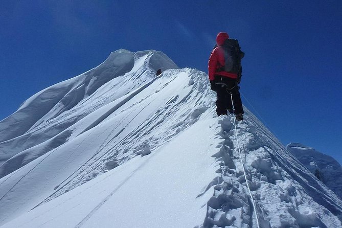 Everest Trek With Island Peak (Imja Tse) Climbing - Just The Basics