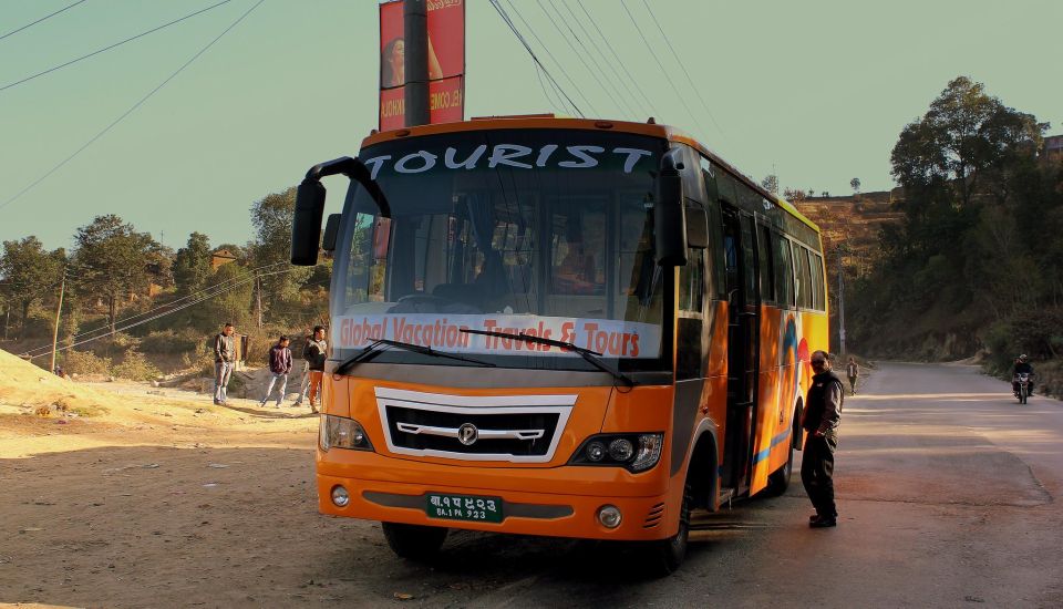 Kathmandu to Chitwan (Sauraha) Tourist Bus Ticket - Key Points