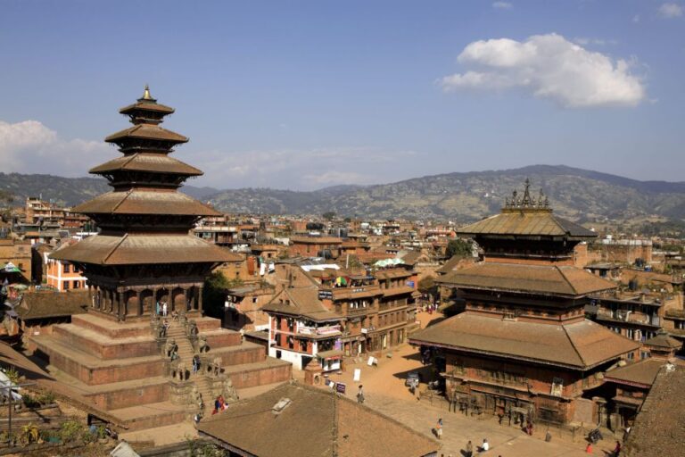 Kathmandu: Private Patan and Bhaktapur Sightseeing Tour