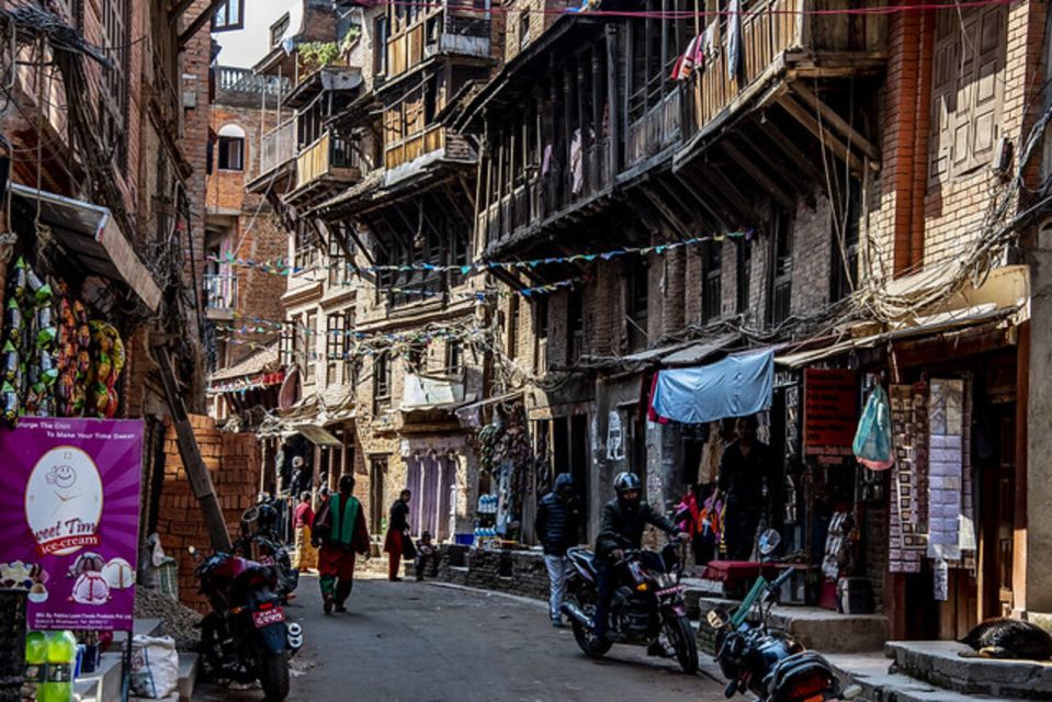 From Kathmandu: Half-Day Guided Tour of Bhaktapur - Tour Highlights