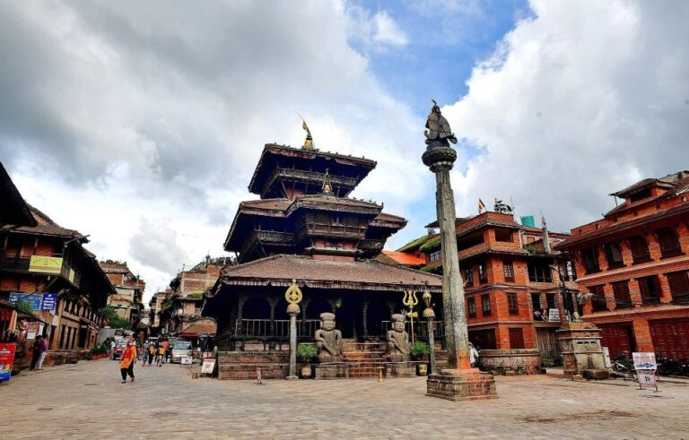 Kathmandu: Private Bhaktapur and Patan Sightseeing Tour